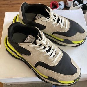 Balenciaga triple s SNEAKER SIZE 14